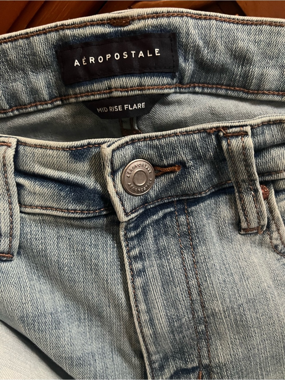Aeropostale Women's Flared Jeans - Light Wash & Mid Wash Blue - Picture 3 of 6